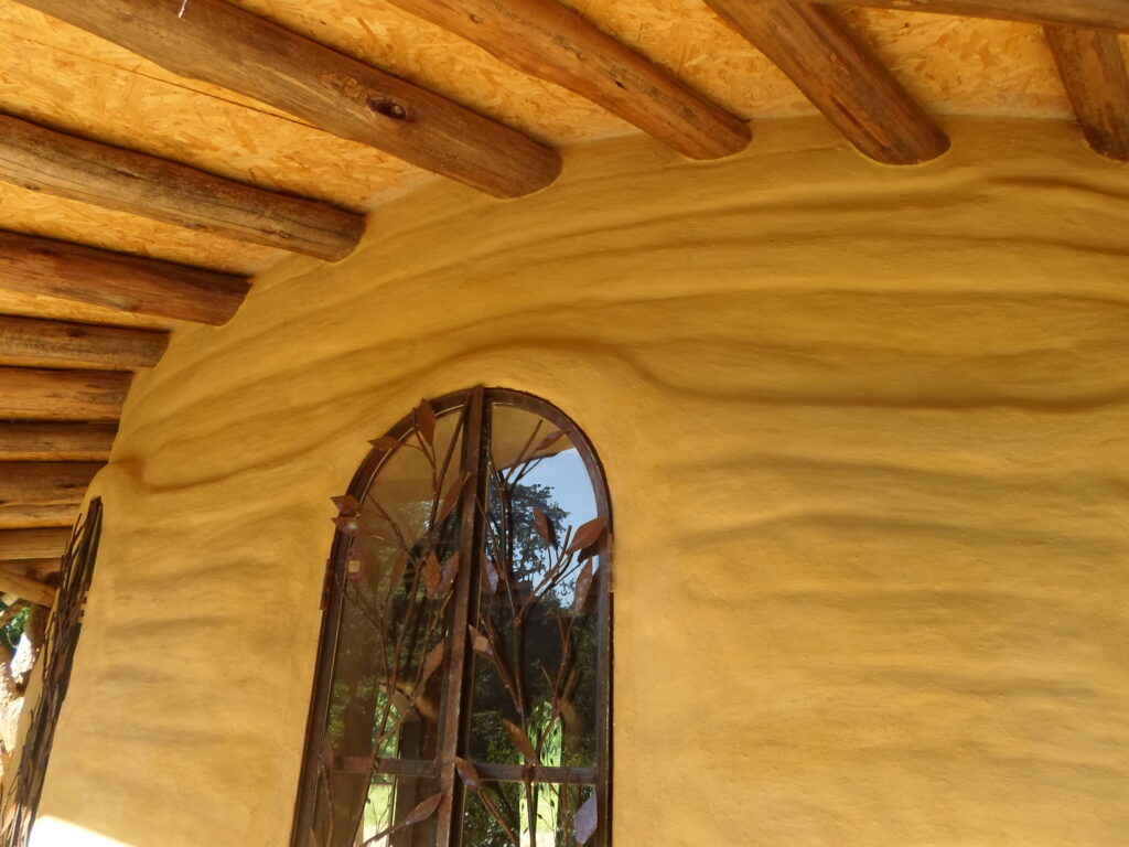 Reboco em Superadobe